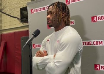 “Crimson Tide Star Keelon Russell Sets New Standard for Athlete Activism, Publicly Committing to Donate Entire 2025 Football Season Earnings to Charity and Homeless Support Organizations, Saying ‘It’s Bigger Than Me—It’s About Uplifting Others'”