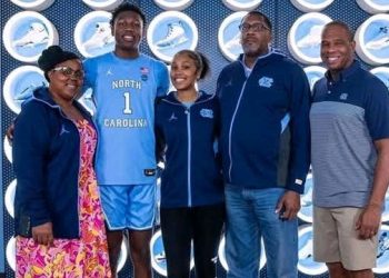 UNC Lands Arizona Bigman Ranked 27th Five-Star Recruit In the Country, Standing At 7 Foot Tall Committed To Tar Heels Basketball