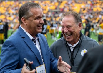 John Calipari is bringing new team to face Tom Izzo in a battle of Hall of Fame coaches