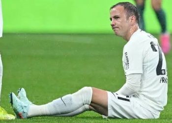 TRAURIGE NACHRICHT: Frankfurts talentierter Spieler Götze wird das Champions-League-Eröffnungsspiel gegen Galatasaray verpassen