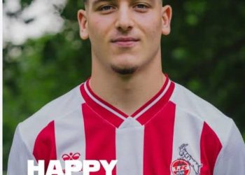 💫 „Geburtstagsgrüße an Malek El Mala! Der mitreißende Stürmer des 1. FC Köln feiert seinen besonderen Tag und festigt zugleich seinen Ruf als einer der vielversprechendsten jungen Stars der Bundesliga – eine perfekte Kombination aus Talent, Entschlossenheit und Leidenschaft für den Fußball.“