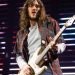 🔥 “I Just Can’t Keep Pretending Everything’s Fine Anymore” — Red Hot Chili Peppers Guitarist John Frusciante Opens Up About His Decision to Leave the Band, Citing Creative Tension, Emotional Burnout, and a Desire to Rediscover Himself Outside the Spotlight 🎸💔