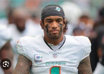 “We Want Him Back”: Miami Dolphins Fans in Tears as QB Tua Tagovailoa Suspended Indefinitely today….Read More