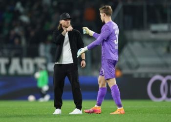 Borussia Mönchengladbach wird Interimstrainer Eugen Polanski bis zur Länderspielpause im November im Amt lassen.