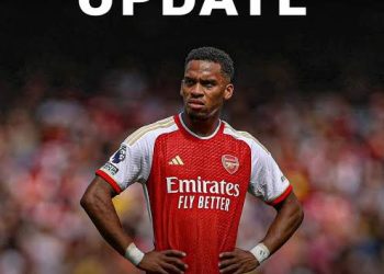 TRANSFER WIRD IMMER WAHRSCHEINLICHER: Der FC Bayern München steht kurz vor der Verpflichtung von Arsenals starkem und technisch versiertem Verteidiger Jurrien Timber im kommenden Transferfenster