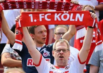 𝙊𝙛𝙛𝙞𝙯𝙞𝙚𝙡𝙡 𝙗𝙚𝙨𝙩ä𝙩𝙞𝙜𝙩! 𝘿𝙞𝙚 𝙁𝙖𝙣𝙨 𝙙𝙚𝙨 1. 𝙁𝘾 𝙆ö𝙡𝙣 𝙬𝙪𝙧𝙙𝙚𝙣 𝙖𝙡𝙨 𝙙𝙞𝙚 𝙗𝙚𝙨𝙩𝙚 𝙁𝙖𝙣𝙜𝙚𝙢𝙚𝙞𝙣𝙙𝙚 𝙙𝙚𝙧 𝙒𝙚𝙡𝙩 𝙣𝙤𝙢𝙞𝙣𝙞𝙚𝙧𝙩 – 𝙥𝙪𝙧𝙚 𝙇𝙚𝙞𝙙𝙚𝙣𝙨𝙘𝙝𝙖𝙛𝙩, 𝙪𝙣𝙚𝙧𝙨𝙘𝙝ü𝙩𝙩𝙚𝙧𝙡𝙞𝙘𝙝𝙚 𝙏𝙧𝙚𝙪𝙚 𝙪𝙣𝙙 𝙆ö𝙡𝙣𝙚𝙧 𝙂𝙚𝙞𝙨𝙩 𝙨𝙘𝙝𝙧𝙚𝙞𝙗𝙚𝙣 𝙁𝙪ß𝙗𝙖𝙡𝙡𝙜𝙚𝙨𝙘𝙝𝙞𝙘𝙝𝙩𝙚.