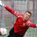 BUNDESLIGA-SENSATION! Der VfB-Stuttgart-Stammtorhüter **Alexander Nübel** hat eine unglaubliche Bombe im deutschen Fußball platzen lassen! Anstatt das Mega-Angebot von Bayer Leverkusen anzunehmen, bleibt er beim VfB Stuttgart – und verlängert seinen Vertrag bis 2030 In einer Zeit voller Millionendeals und ständiger Transfers entscheidet sich Alexander Nübel für Loyalität statt Geld. Mit dieser Entscheidung schreibt er Vereinsgeschichte , versetzt die Fans in Ekstase und lässt die Konkurrenz sprachlos zurück. Eine Aussage, die…