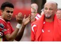 „Von den Flügeln ins Rampenlicht: Bayern-Fans und Trainer Vincent Kompany feiern Luis Díaz für seine unaufhaltsche Energie, kreativen Vorlagen und kompromisslosen Zweikämpfe, die den Mannschaftsgeist prägen und den anhaltenden Erfolg des Teams beflügeln.“