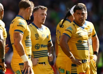 parramatta eel Coach Jason Ryles Suspends 3 Star Player for Abusive Behaviour and Misconduct During Practice, Sparking Division Among Fans and Critics
