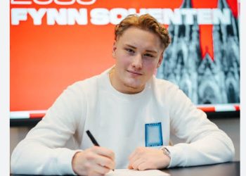 „ALLE SIND GEGEN MICH!“: FC-KÖLN-SPIELER FYNN SCHENTEN BRICHT IN TRÄNEN AUS, ALS ER EINE BOMBSHELL-ANKÜNDIGUNG ÜBER SEINE ZUKUNFT MACHT UND DAMIT FÜR GROSSES AUFSEHEN SORGT …