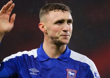 “𝖶𝖾 𝖶𝖺𝗇𝗍 𝖧𝗂𝗆 𝖡𝖺𝖼𝗄”: Ipswich Town 𝖥𝗈𝗈𝗍𝖻𝖺𝗅𝗅 𝖥𝖺𝗇𝗌 𝗂𝗇 𝖳𝖾𝖺𝗋𝗌 𝖺𝗌 Jack Taylor announce His departure from the club Due to….