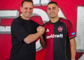 TRANSFER-BOMBSHELL: Der 1. FC Nürnberg verpflichtet Giannis Masouras in einem spektakulären Dreijahresvertrag über 5 Millionen US-Dollar.